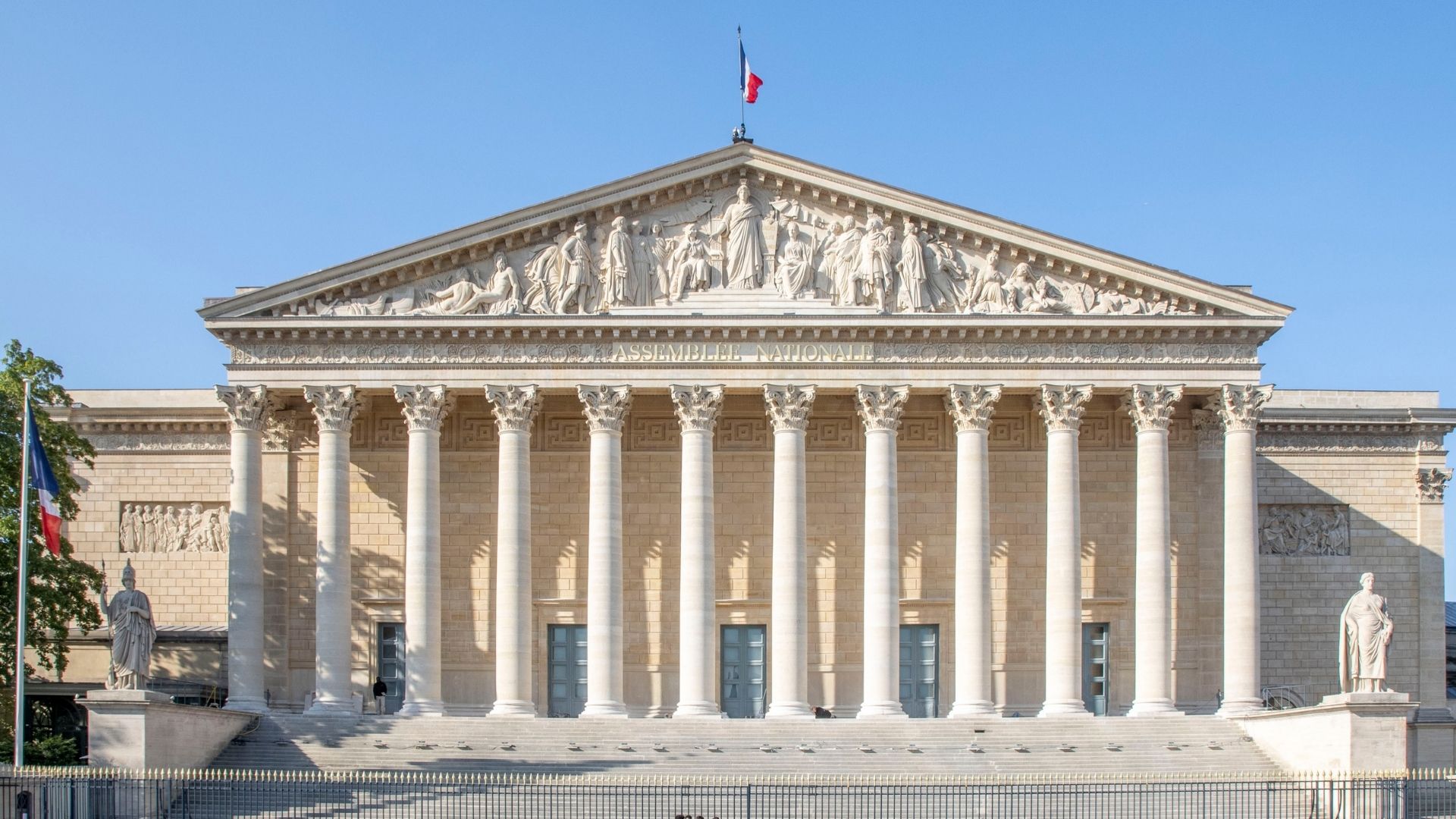 Palais bourbon Conflit guerre RDC
