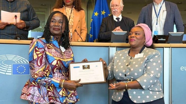 Vicky Katumwa Mukalay, distinguée à Bruxelles pour son leadership féminin